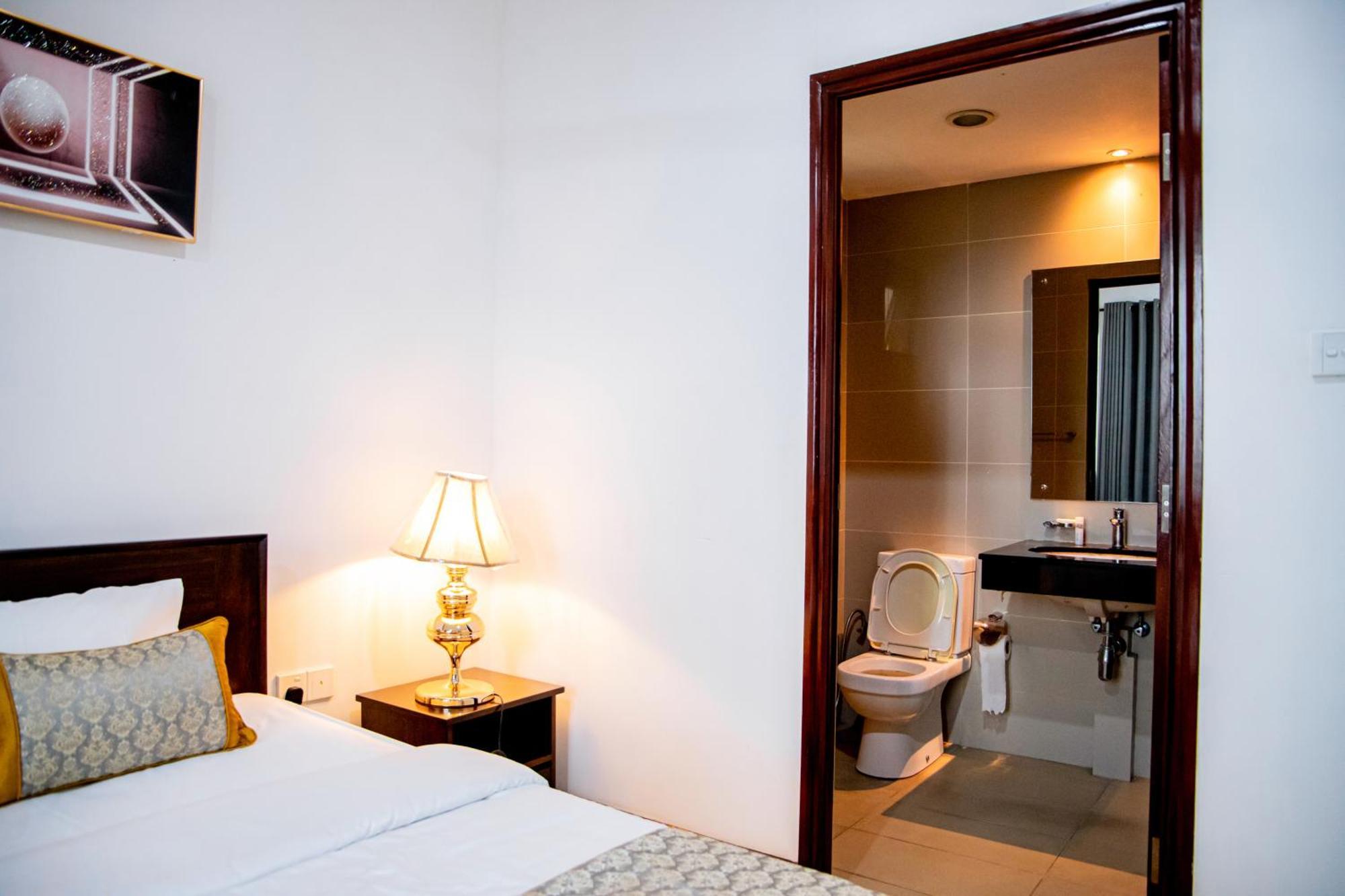 Ceylon City Stay Colombo Dehiwala-Mount Lavinia Buitenkant foto